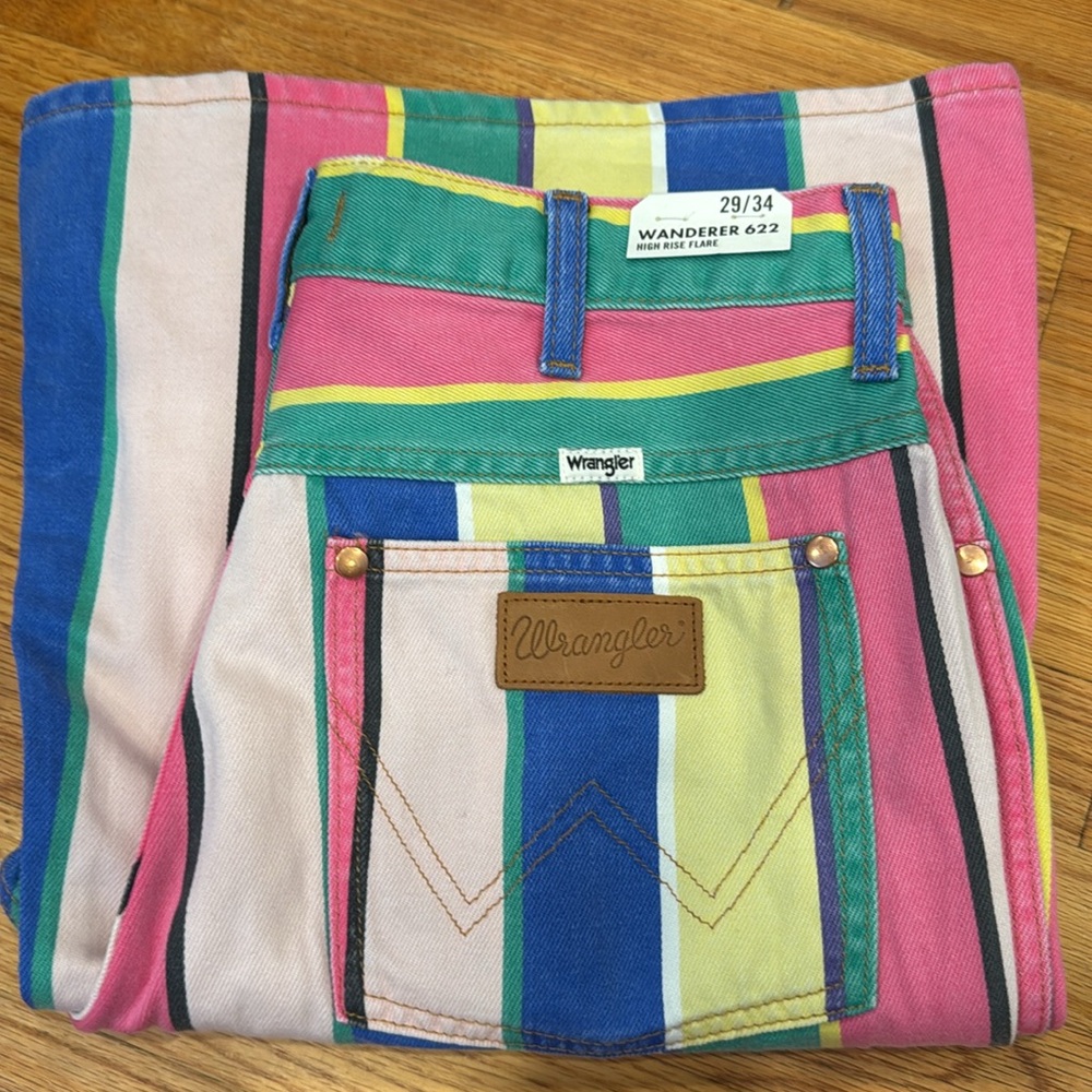 NWT Wrangler Striped Wanderer Bellbottom Jeans - Picture 4 of 4